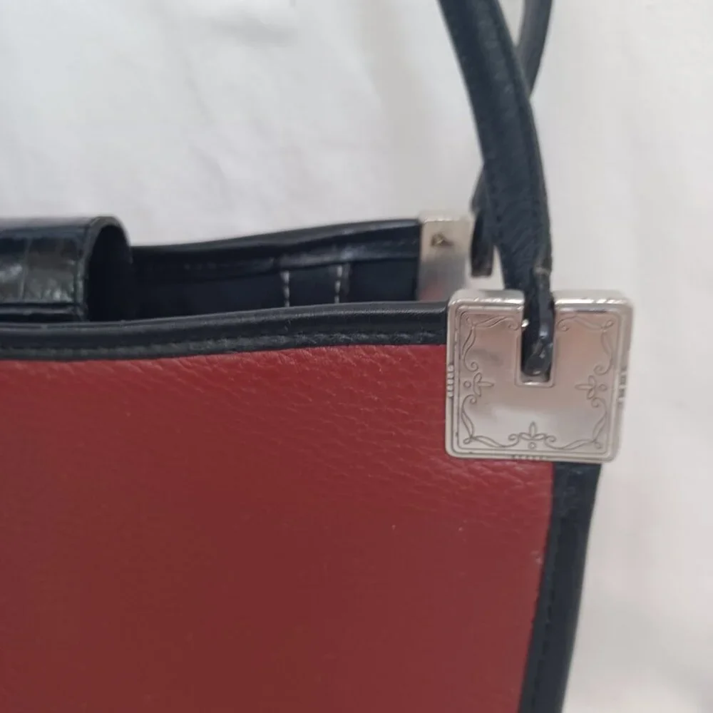 Brighton Bag Leather Shoulder Handbag Croc-Embossed Black‎ Maroon